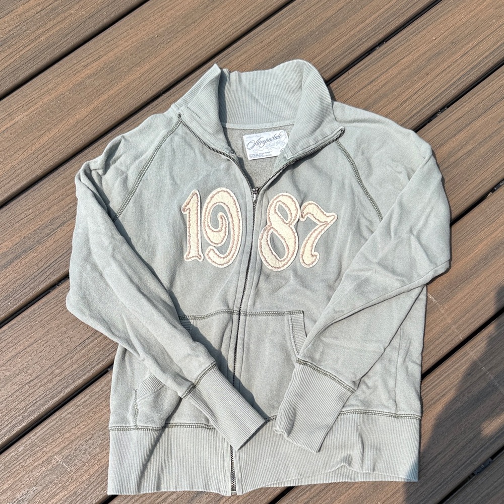 Aeropostale Gray Zip-Up Hoodie with Cream Embroidery